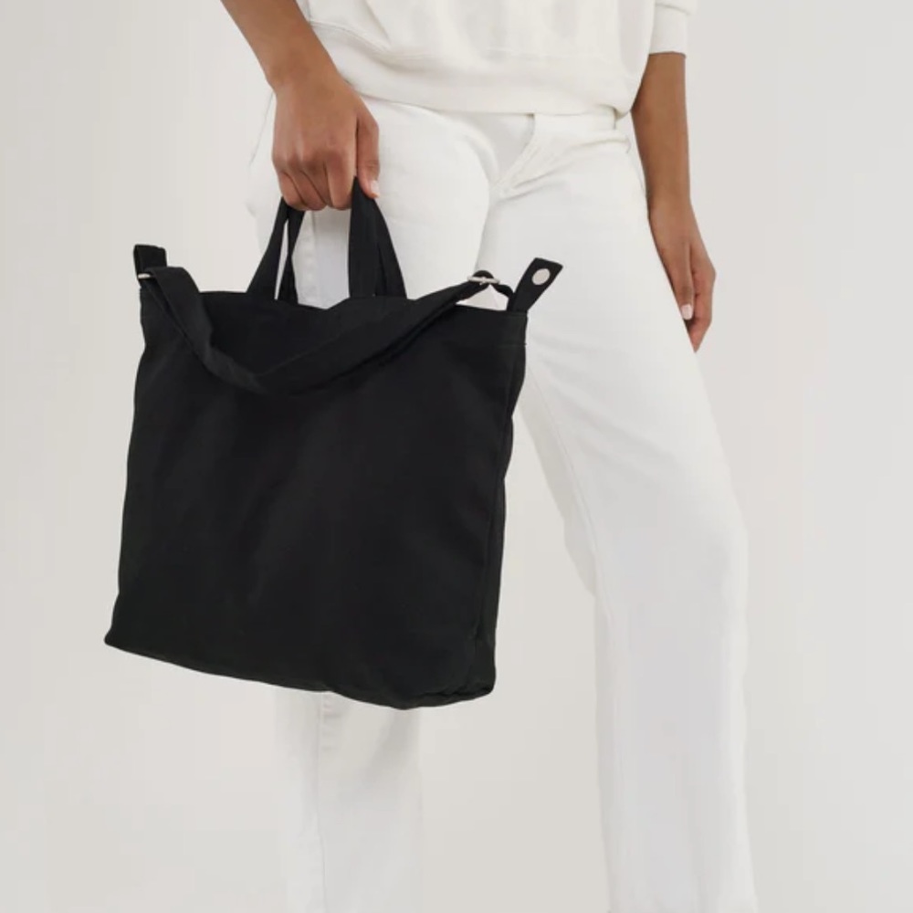 BAGGU Black Tote Bag - Picture 3 of 7
